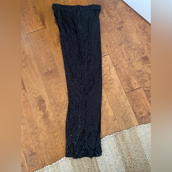 Black Sequin High Waisted Straight Leg Pants - Picture 4 of 6